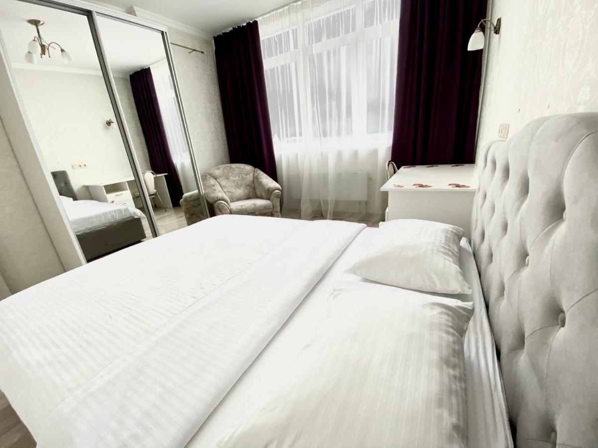 Apartments With Dnipro View Kiev Extérieur photo