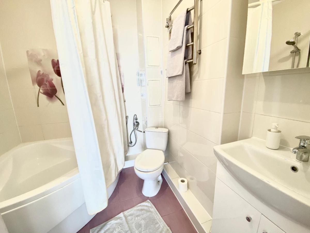Apartments With Dnipro View Kiev Extérieur photo
